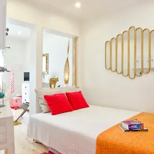 Apartment Core Bairro Alto Chiado, Lissabon